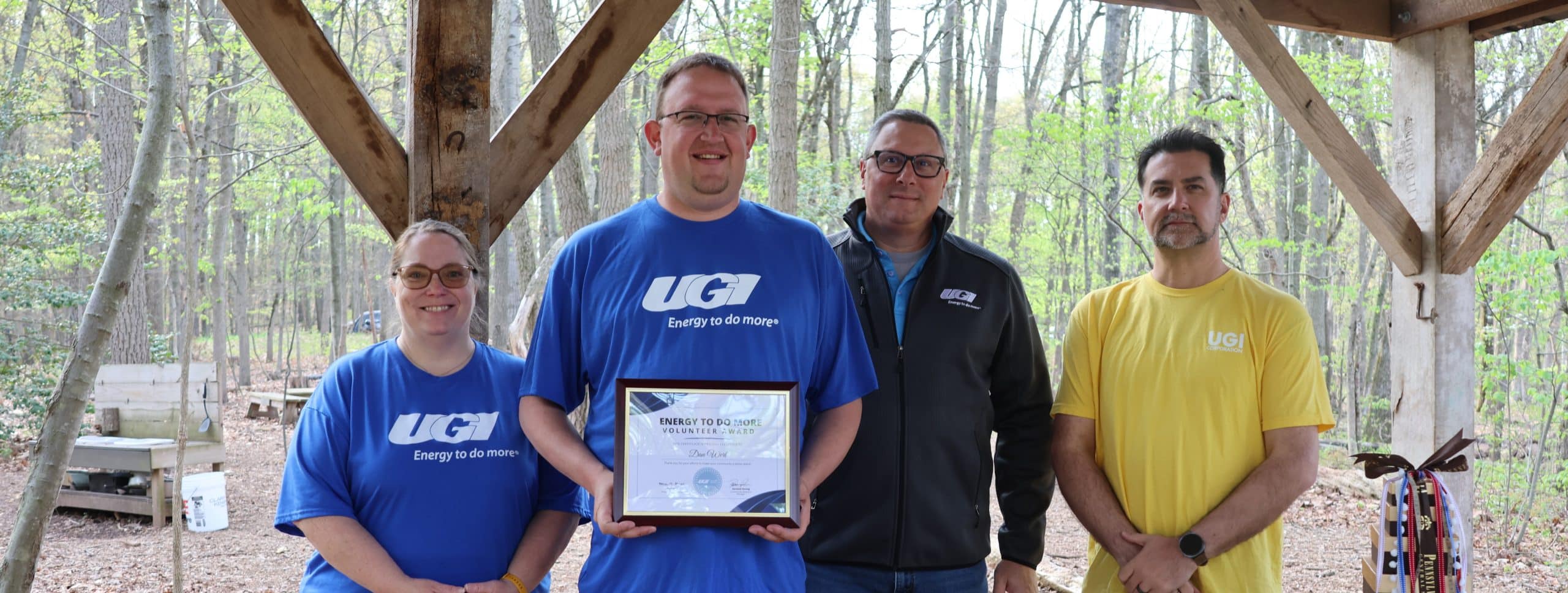 Dan presented with the Energy To Do More Volunteer Award.